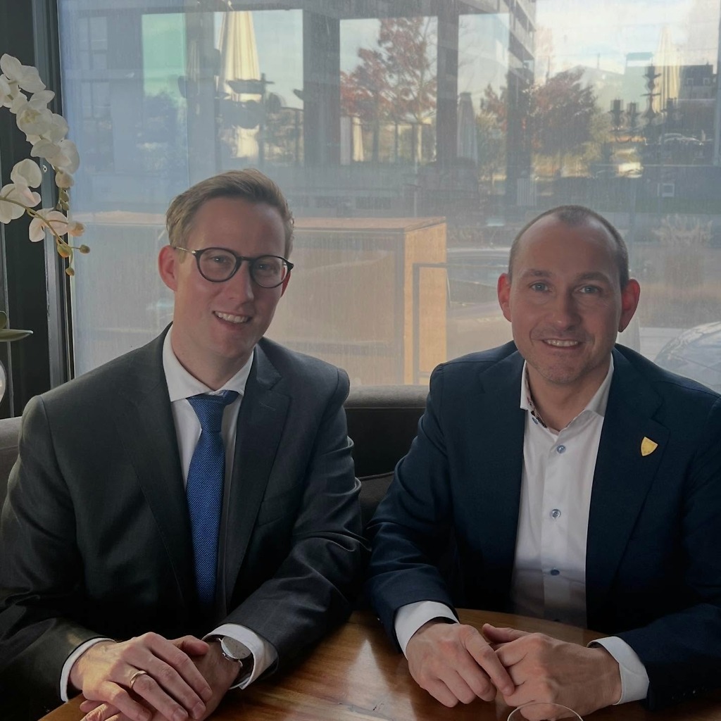 Instagram post from ob_stefanbelz. This post is in position 5.