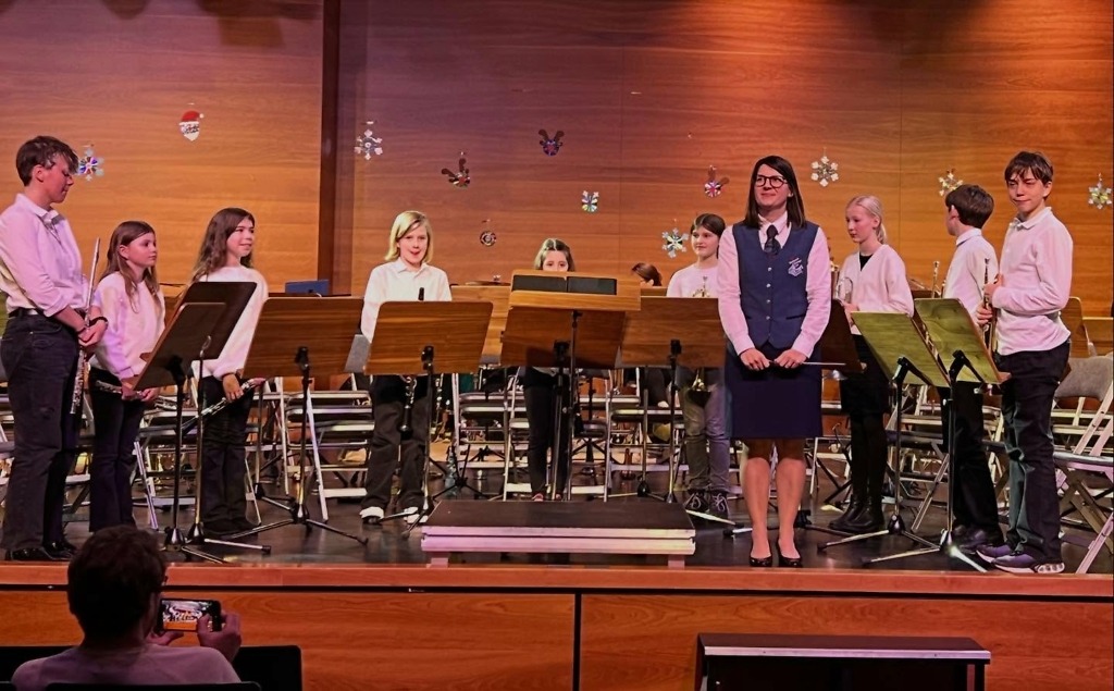 Instagram post from ob_stefanbelz. This post is in position 3.