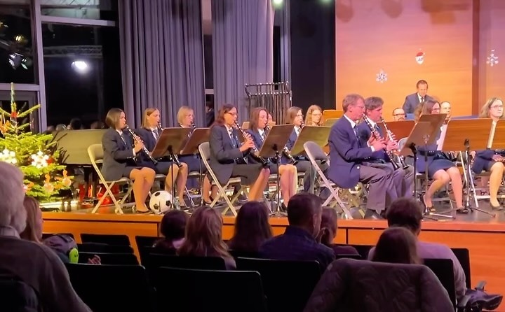 Instagram post from ob_stefanbelz. This post is in position 8.